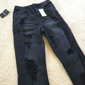 Forever 21 Women's Distressed Black Demin Jeans - Size 27